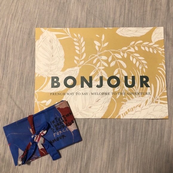 Sezane Accessories - Beautiful sezane scarf